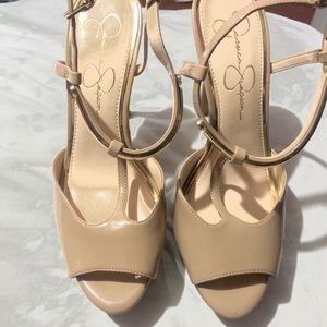 Jessica Simpson Nude Leather Heels Size 7m/37 NWOT